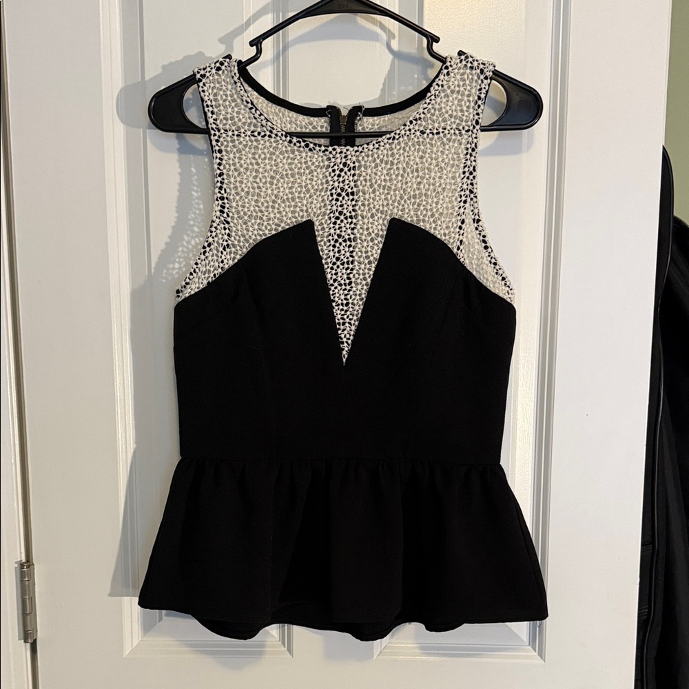 Source Unknown Monochrome Peplum Top